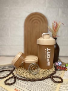 شیکر پلاستیکی کرمی